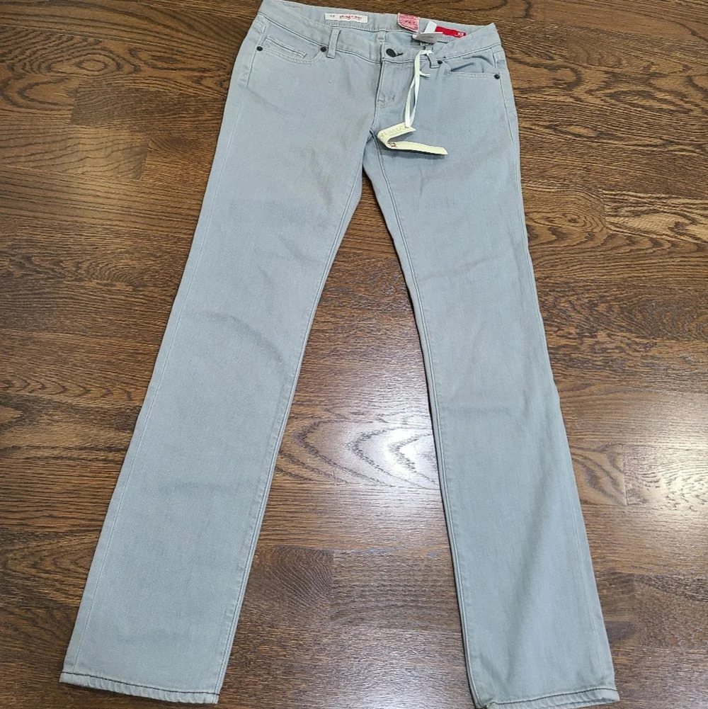 NWT X2 women's skinny W 01 ultra low rise size 6. (P4)